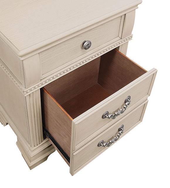 Pamphilos - 4 Pc Queen Bedroom Set