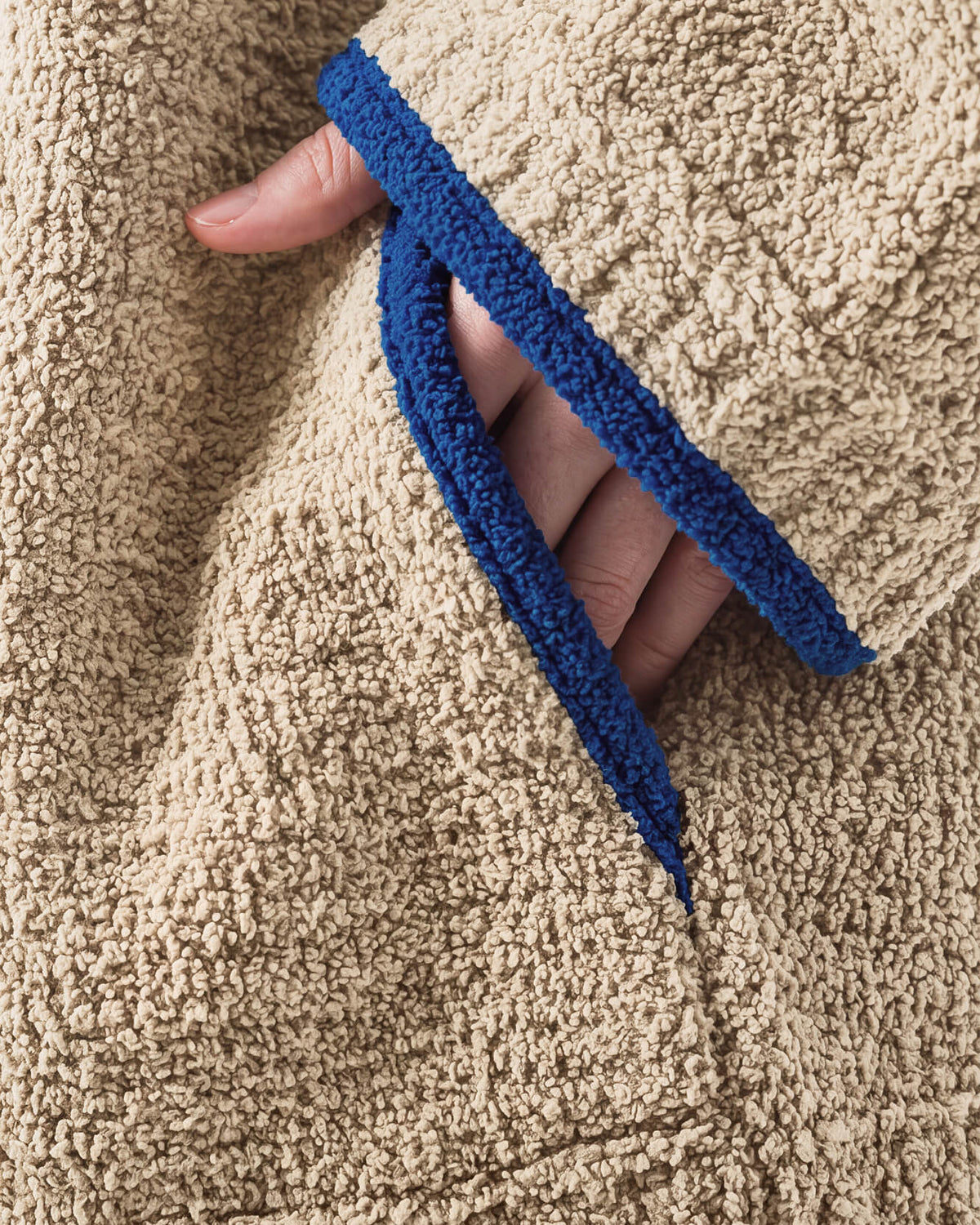 Snug Blanket Hoodie with Piping