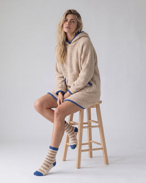 Snug Blanket Hoodie with Piping