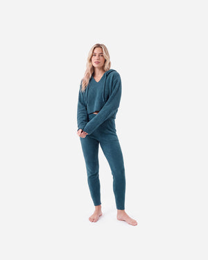 Snug Lite Cropped Hoodie