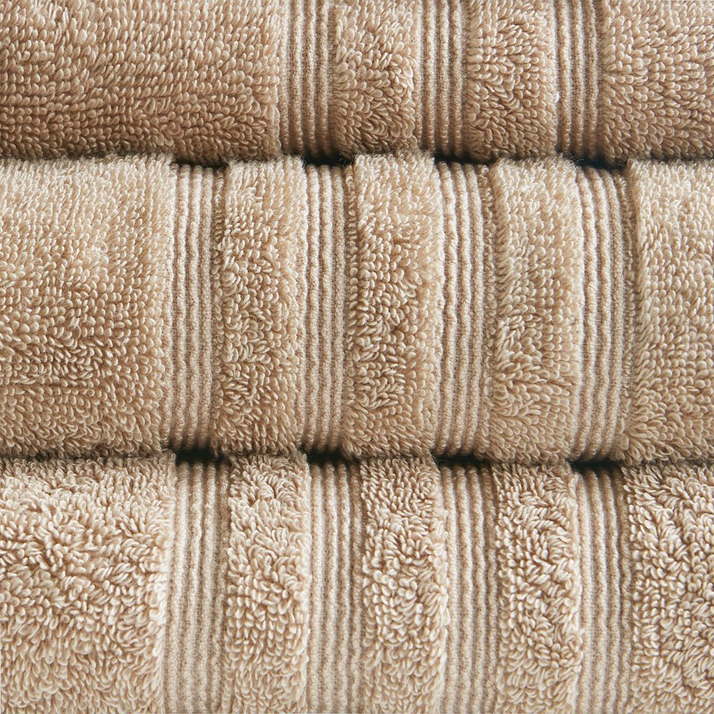 Sustainable antimicrobial bath towel 6 piece set - 4 colors available - Tuesday Morning - Bath Towels