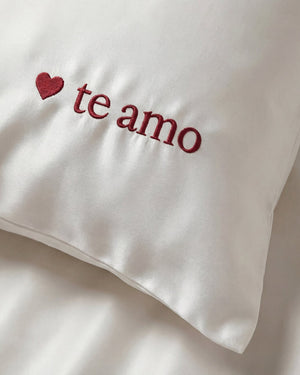 Te Amo Lumière Pillowcase Set
