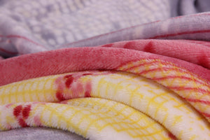 DaDa Bedding Seashore Sunny Yellow Lavender Floral Flannel Mink Fleece Throw Blanket (XY9901)