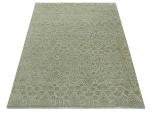 Traditional Design Ivory, Silver and Brown 7x9 Hand Knotted wool rug