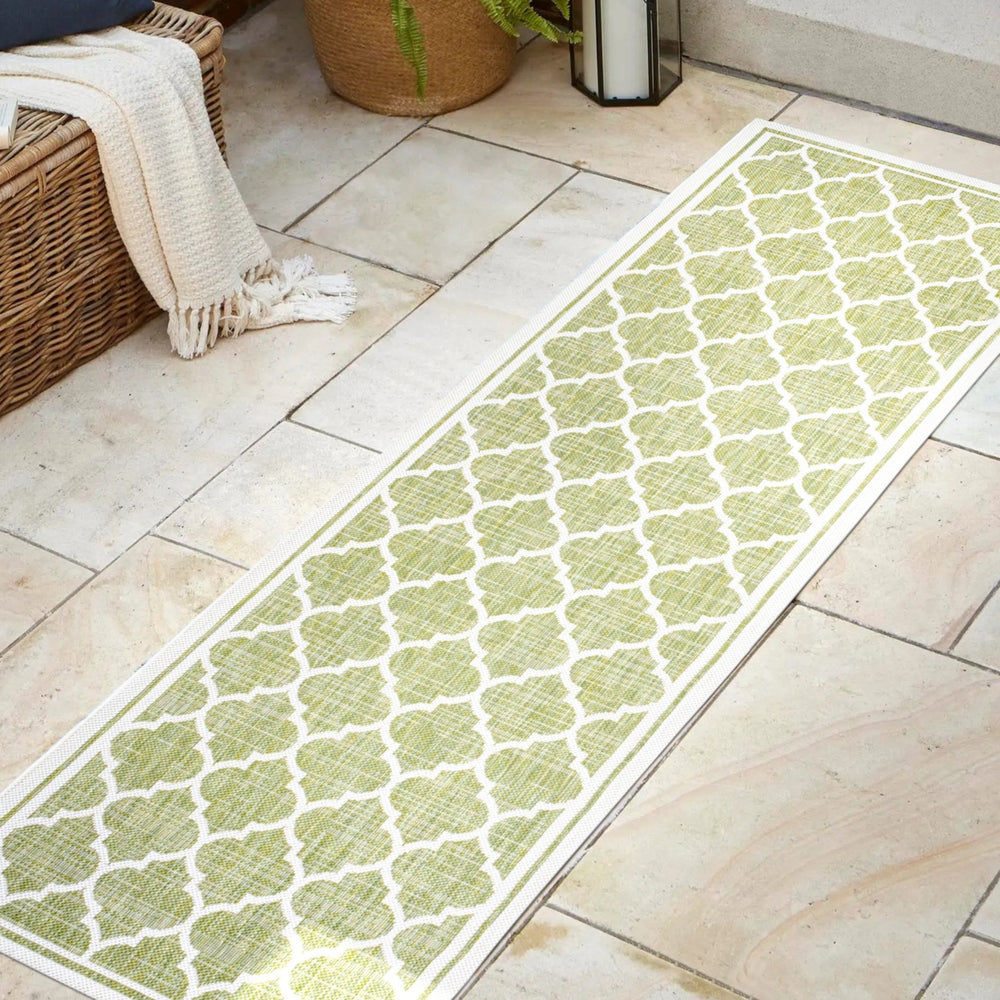 Trebol Moroccan Trellis Textured Weave Indoor/Outdoor Runner Rug - Tuesday Morning - Runner Rugs