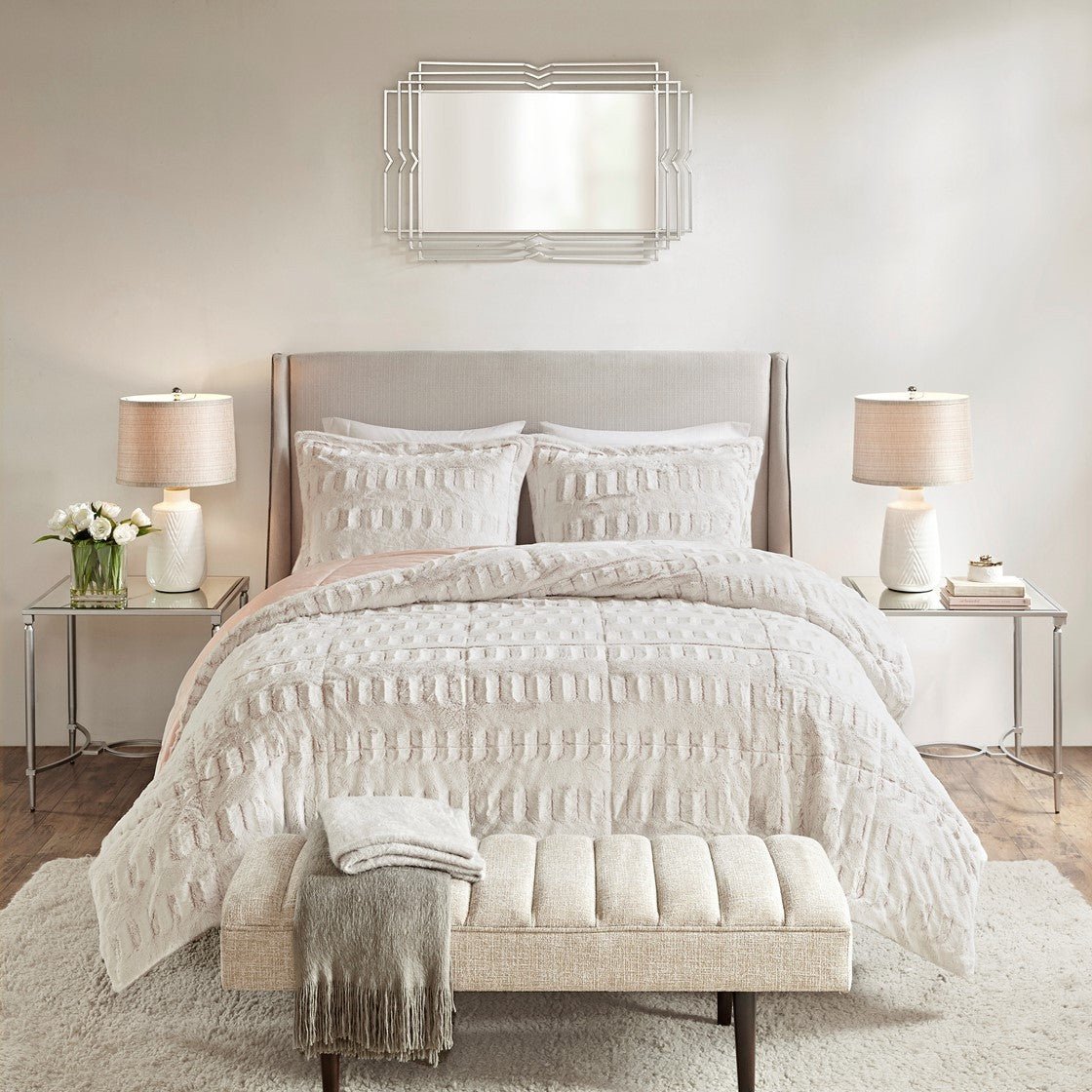 Twin/twin xl back print long fur comforter mini set - Tuesday Morning - Quilts & Comforters