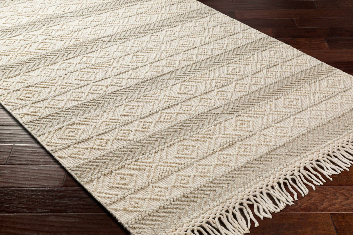 Ummi Wool Rug with Tassels - Clearance