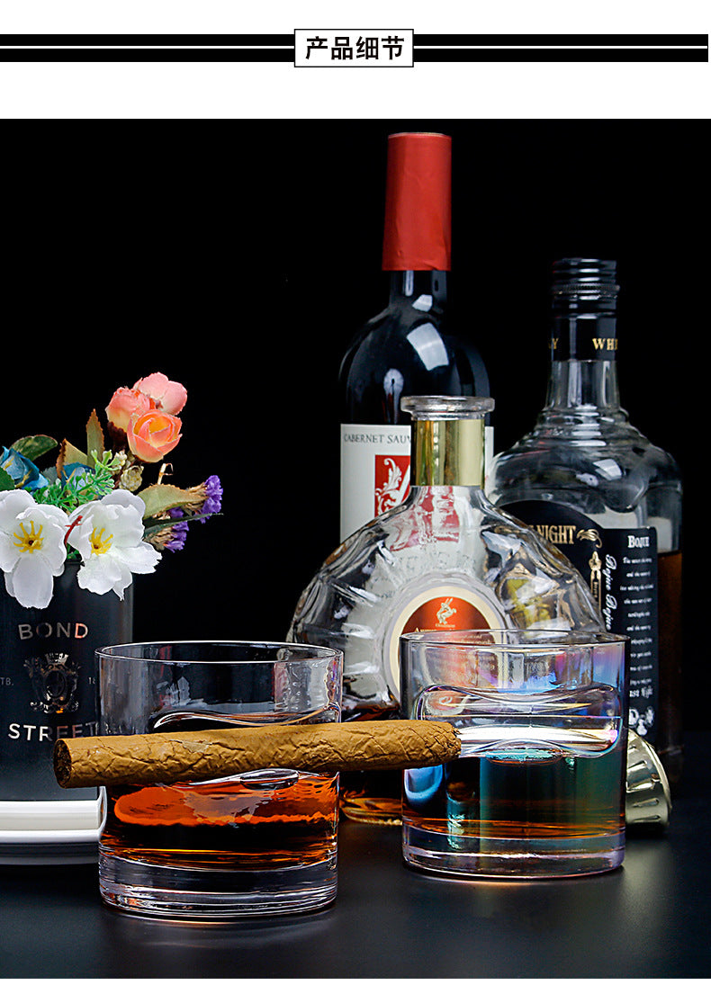 2-Pack Whiskey Glass with Built-in Cigar Rest and Cigar Cutter