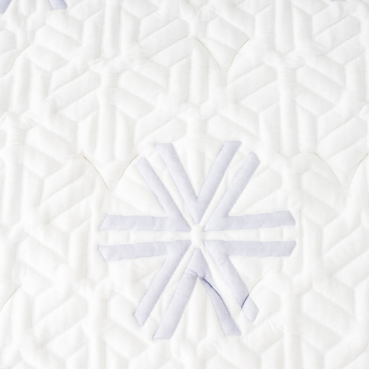 Venus williams collection by ghostbed - 14" serve hybrid mattress - Tuesday Morning - Mattresses
