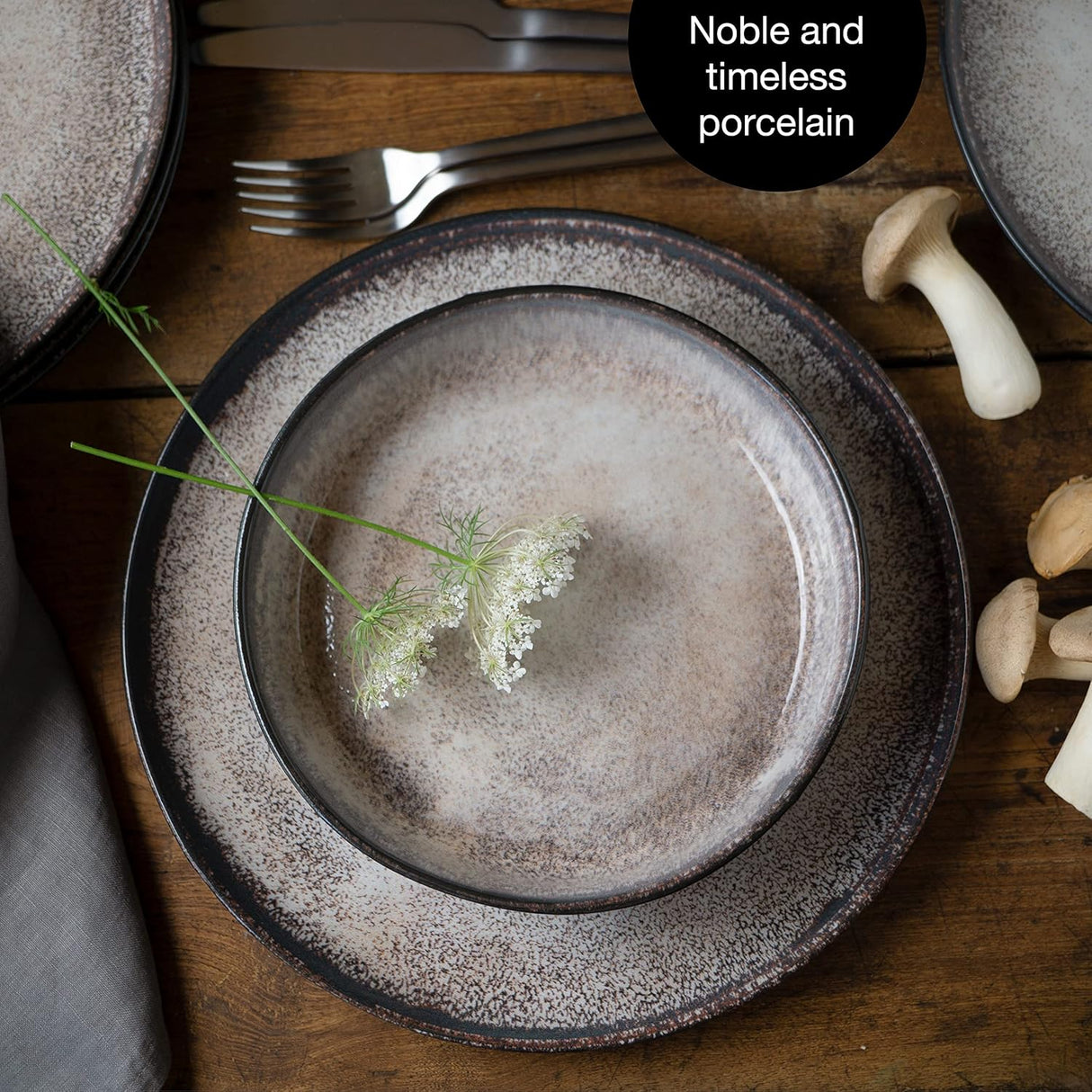 VIDA 12-Piece Porcelain Dinnerware Set