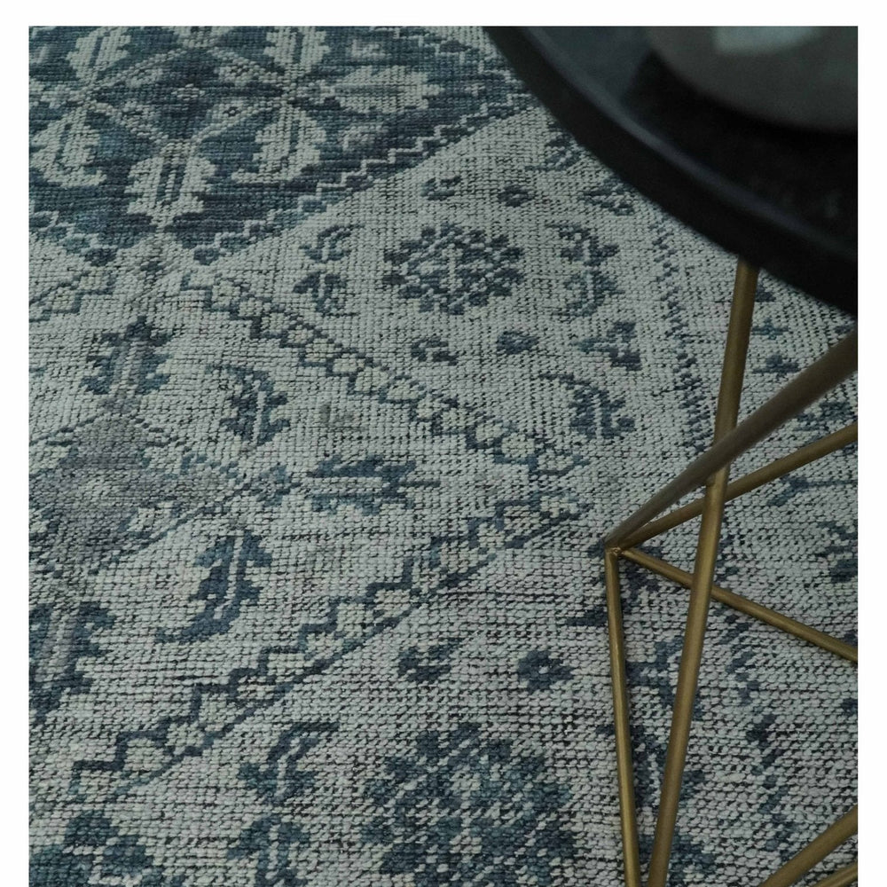 Vintage Style Distressed Traditional Hand Knotted Serapi Silver and Gray Multi Size Area Rug