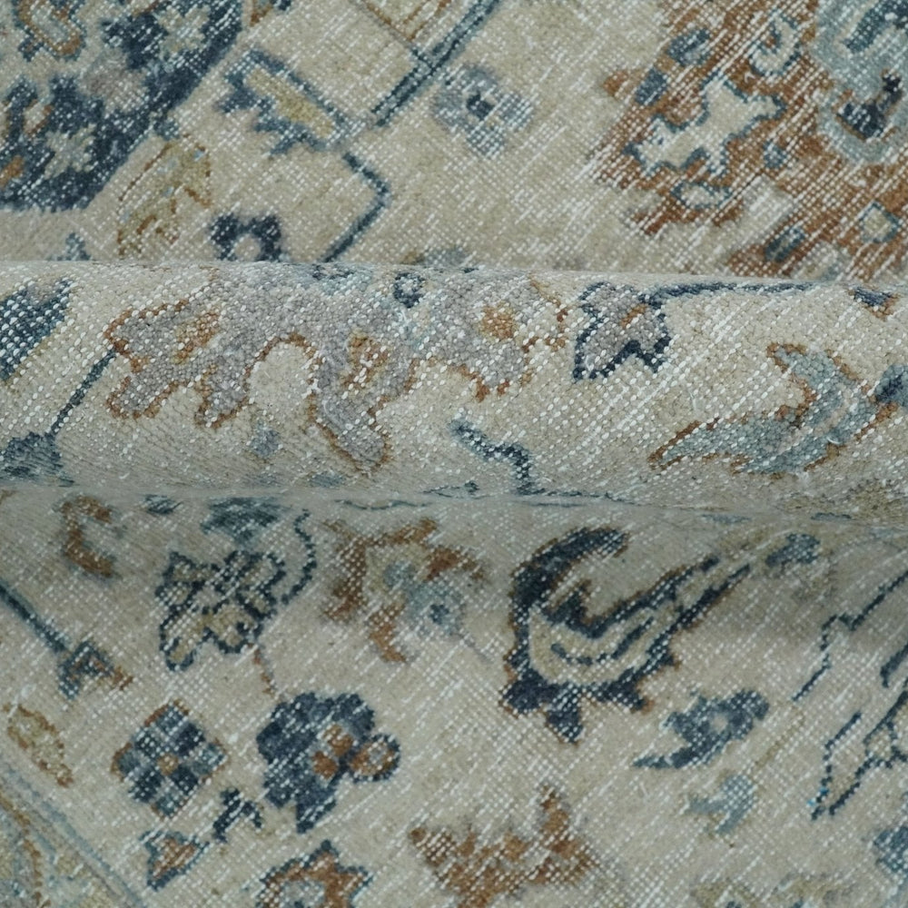 Vintage Style Ivory and Rust 8x10 Traditional Textured Low Pile Wool Rug