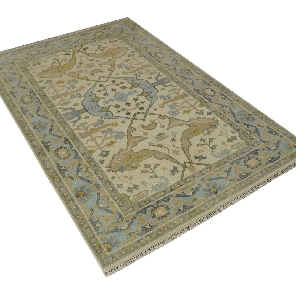 Vintage Style Ivory, Beige and Gray 6x9 Hand Knotted Traditional Oriental Oushak wool rug