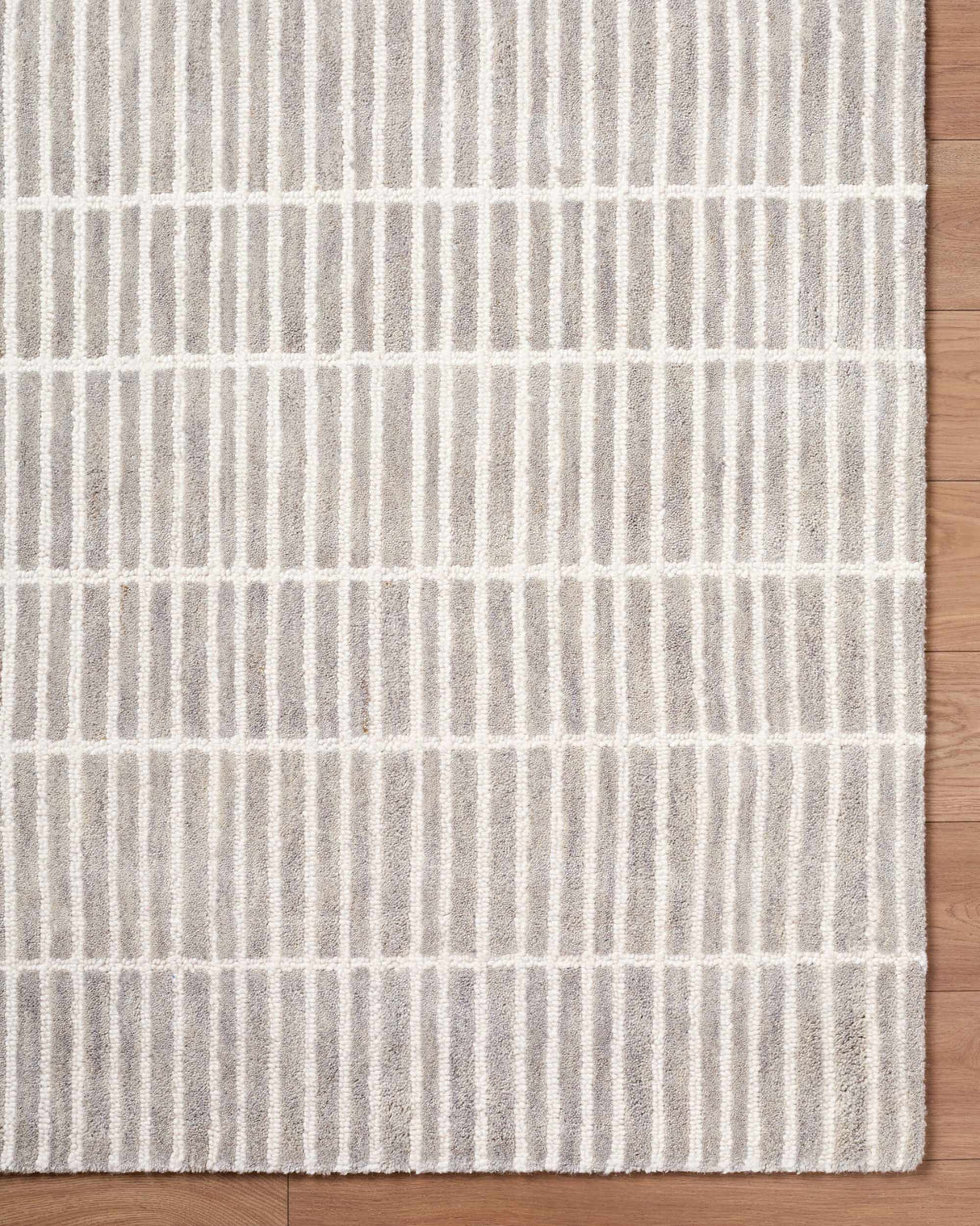 Finial Gray Wool Area Rug
