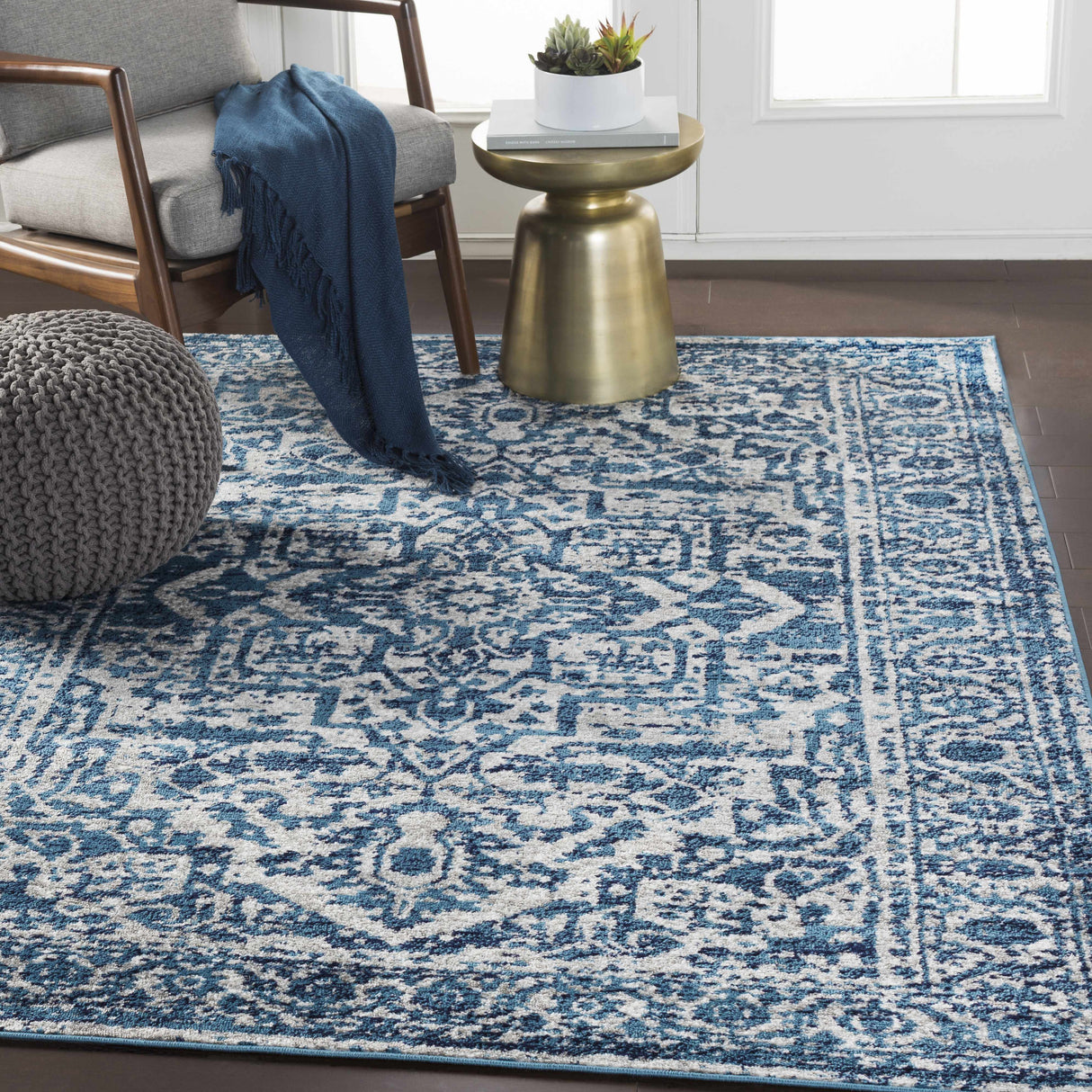 Wellsblue Traditional Rug - Promo
