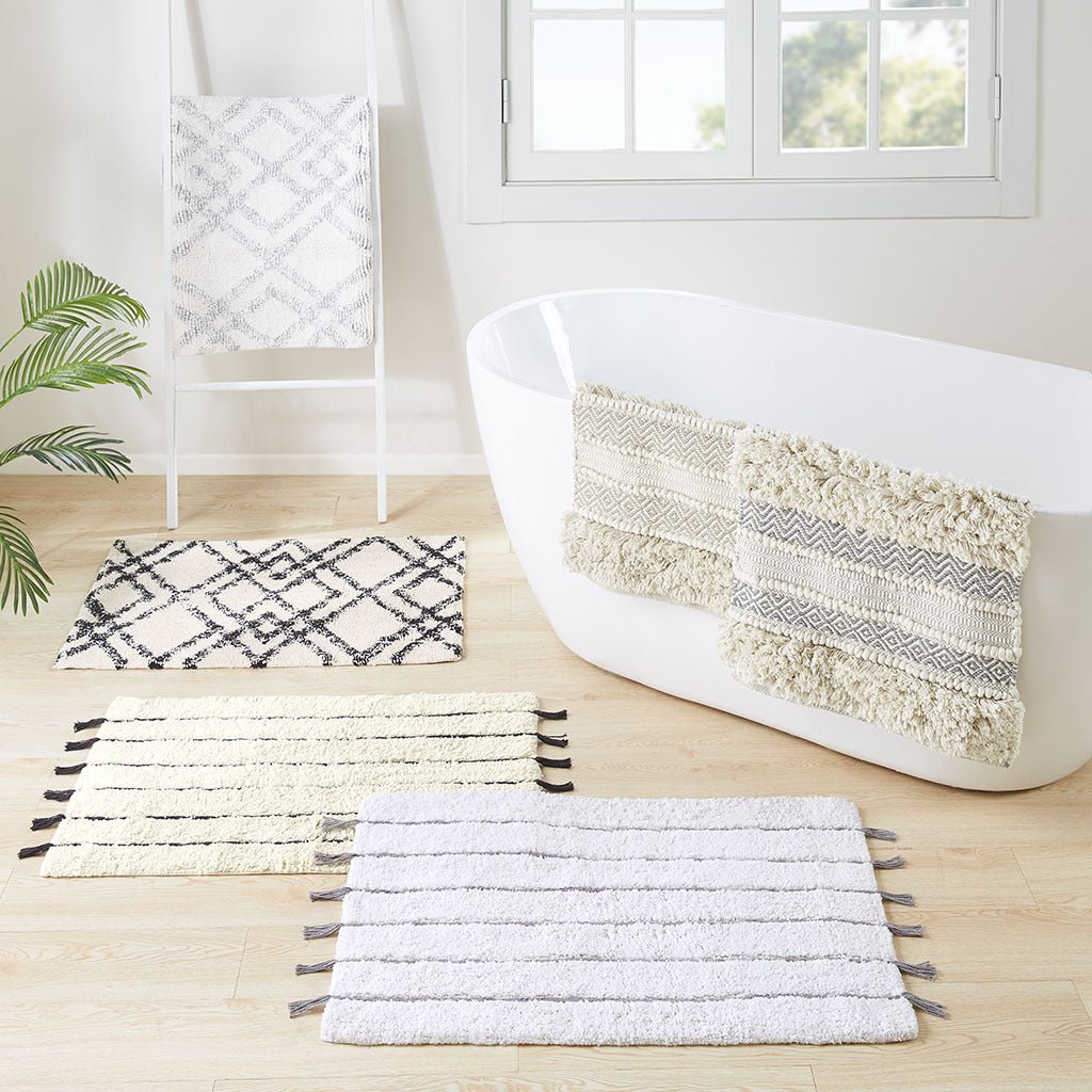Woven texture stripe bath rug - Tuesday Morning - Bathroom Rugs