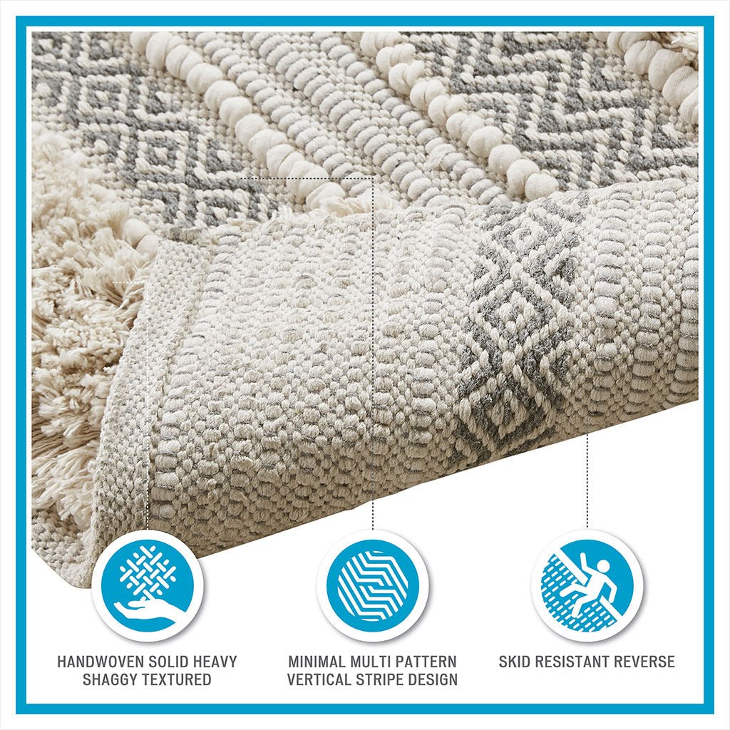 Woven texture stripe bath rug - Tuesday Morning - Bathroom Rugs