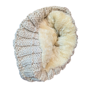 Knit Hat With Three Interchangeable Poms - Oatmeal