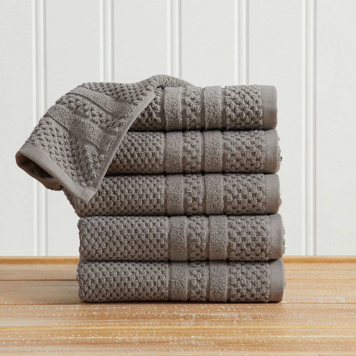 100% Cotton Checkered Jacquard Bath Towel Set - Giuliana Collection