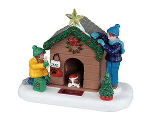Doghouse Christmas