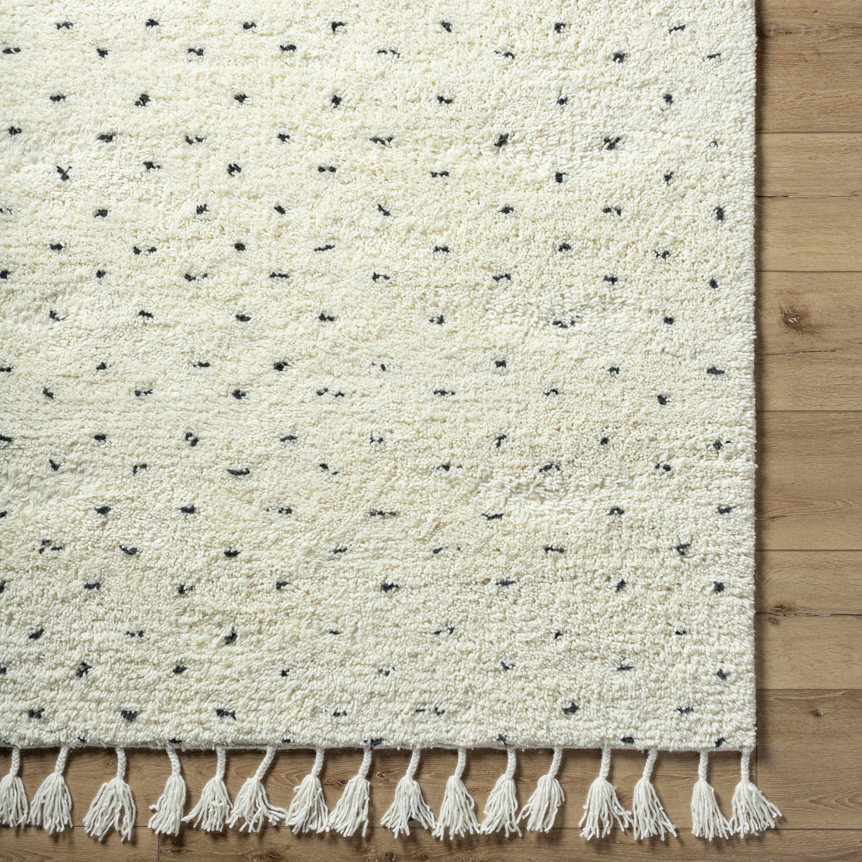Yuuna Area Rug