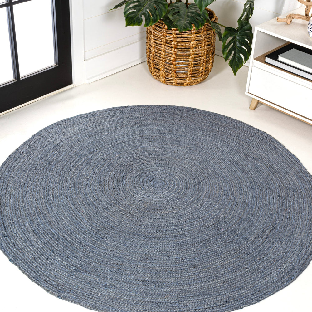 Zara Braided Coastal Cottage Round Area Rug - Tuesday Morning - Area Rugs