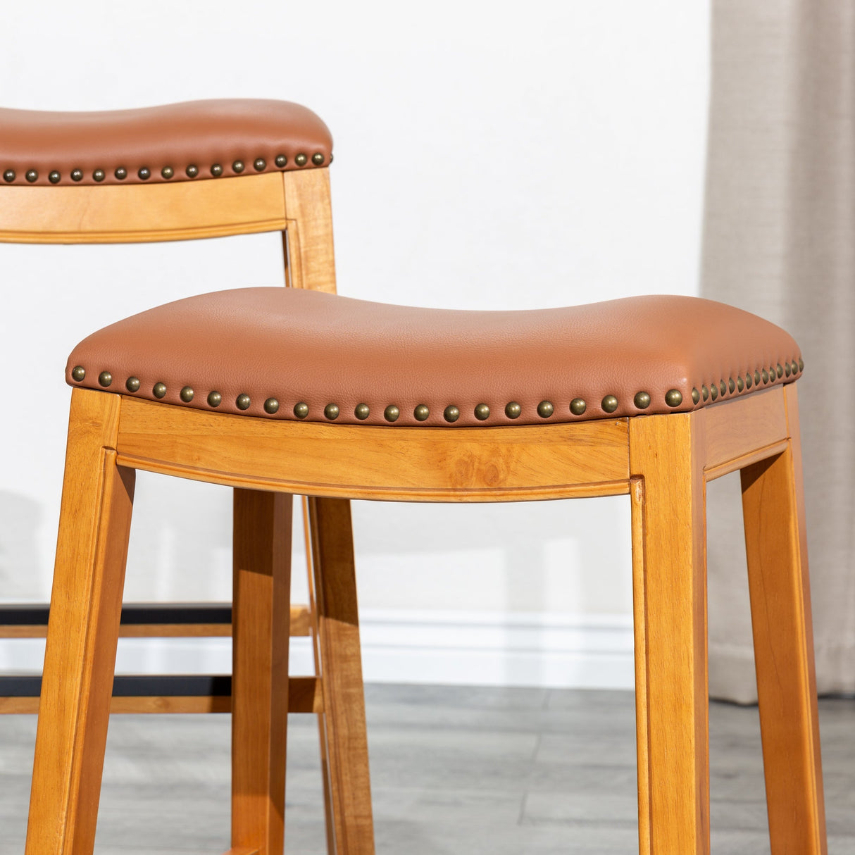 24" Counter Stool, Natural Finish, Saddle Leather Seat - Tuesday Morning-Chairs & Seating