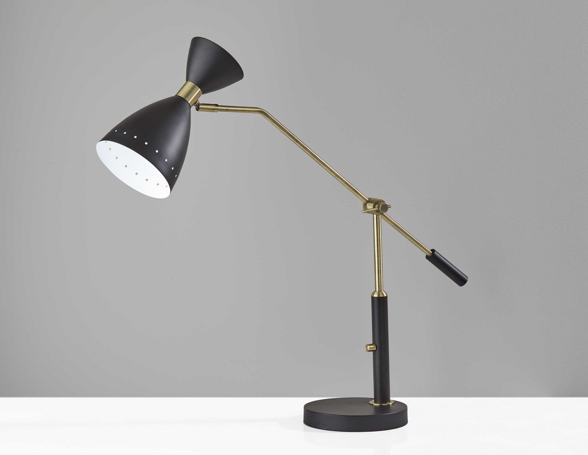 Brass-Cinch-Black-Metal-Adjustable-Desk-Lamp-Table-Lamps
